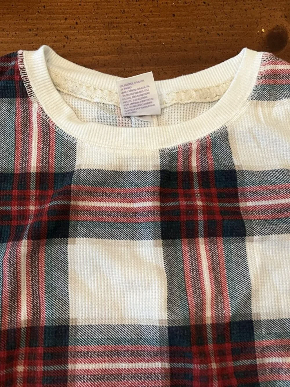 Stars Above Holiday Plaid Pajama Set - Size M